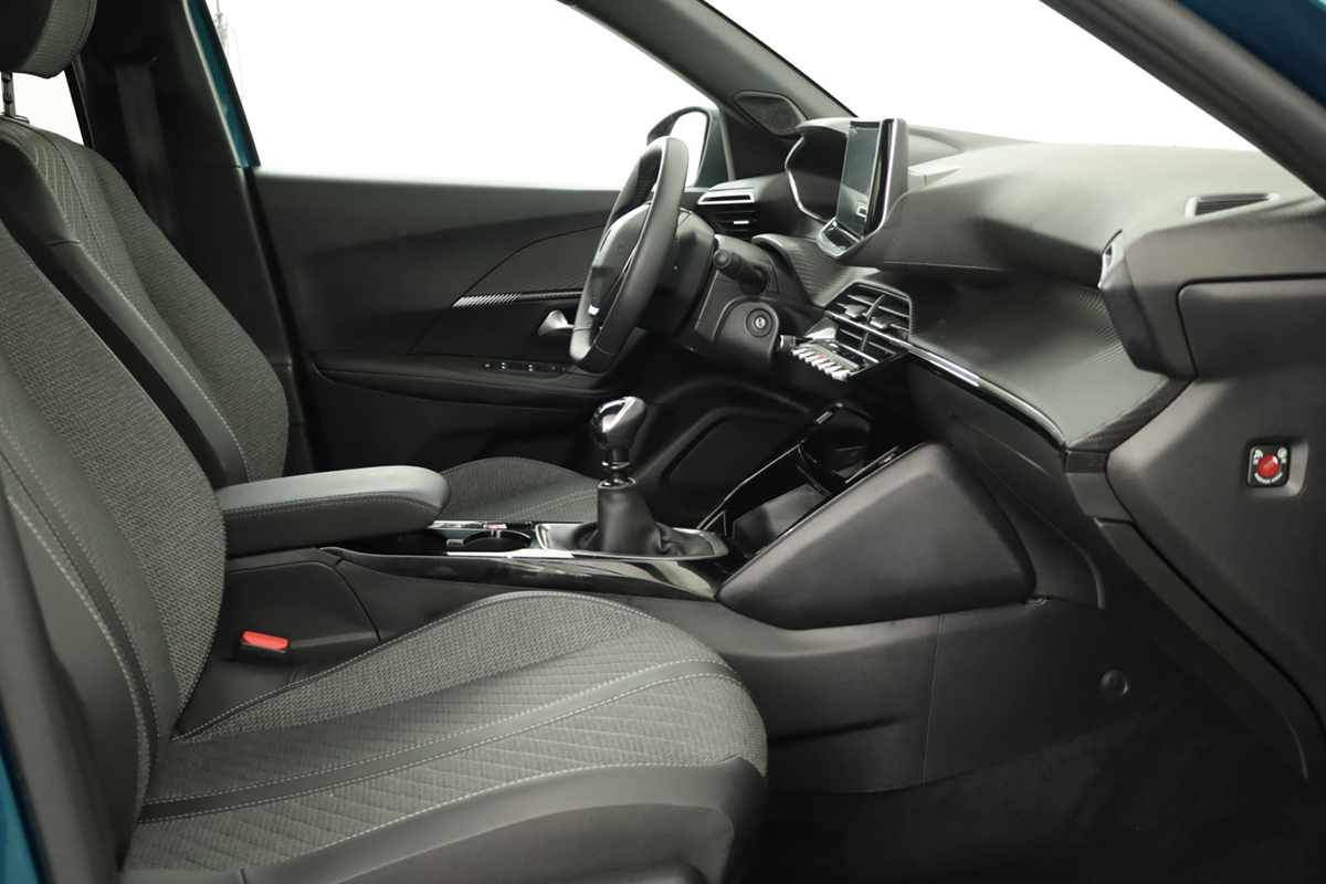 peugeot-2008-2025-gasolina-1199cc