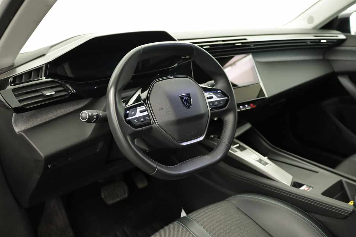 peugeot-308-2023-gasolina-1199cc