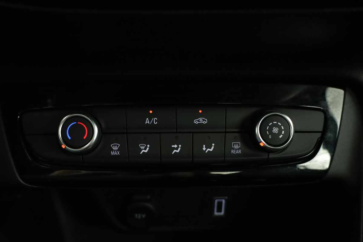 opel-corsa-2025-gasolina-1199cc
