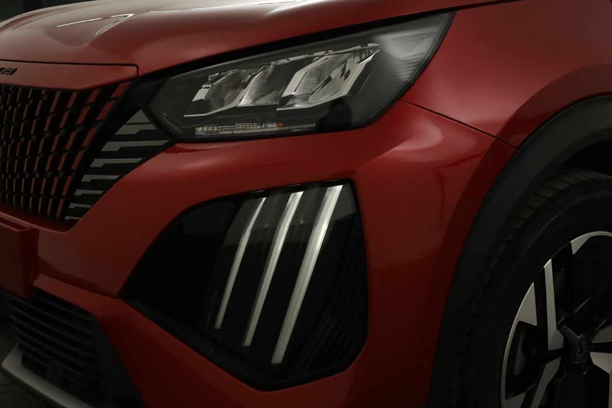 peugeot-2008-2024-gasolina-1199cc