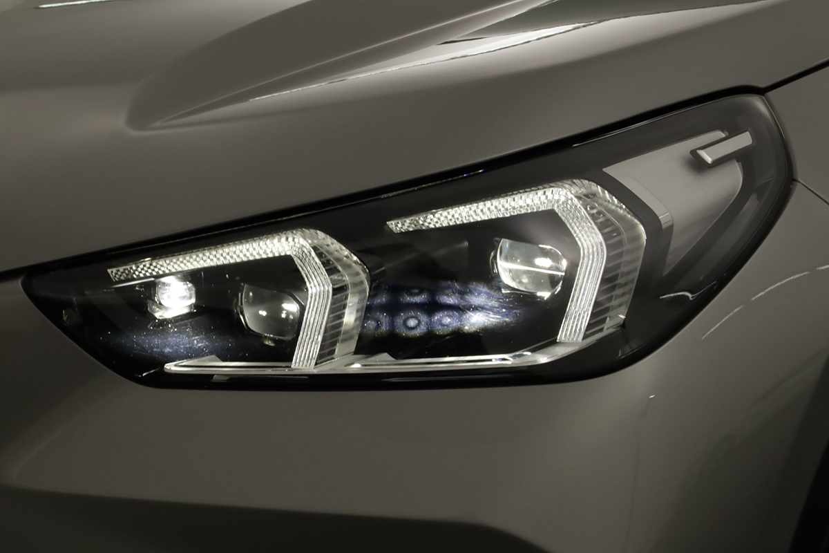 bmw-x1-2025-hibrido-a-gasolina-1499cc