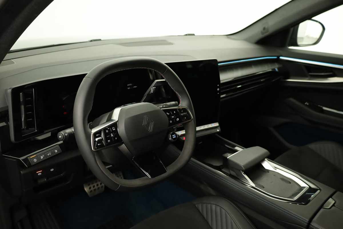 renault-rafale-2025-hibrido-a-gasolina-1199cc