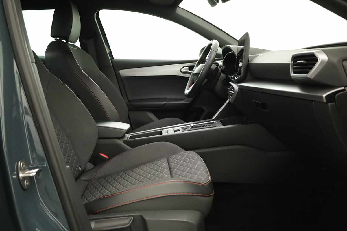 seat-leon-st-2025-hibrido-a-gasolina-1498cc