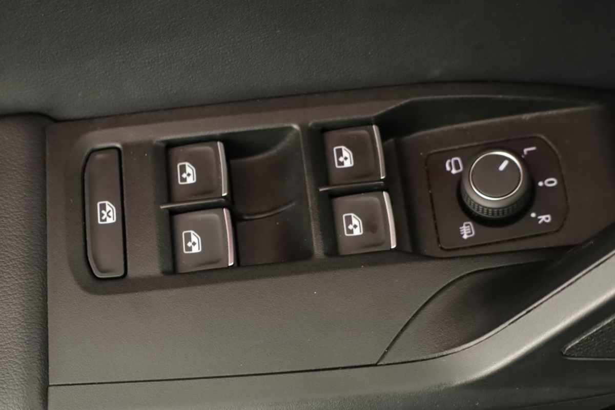seat-leon-st-2025-hibrido-a-gasolina-1498cc