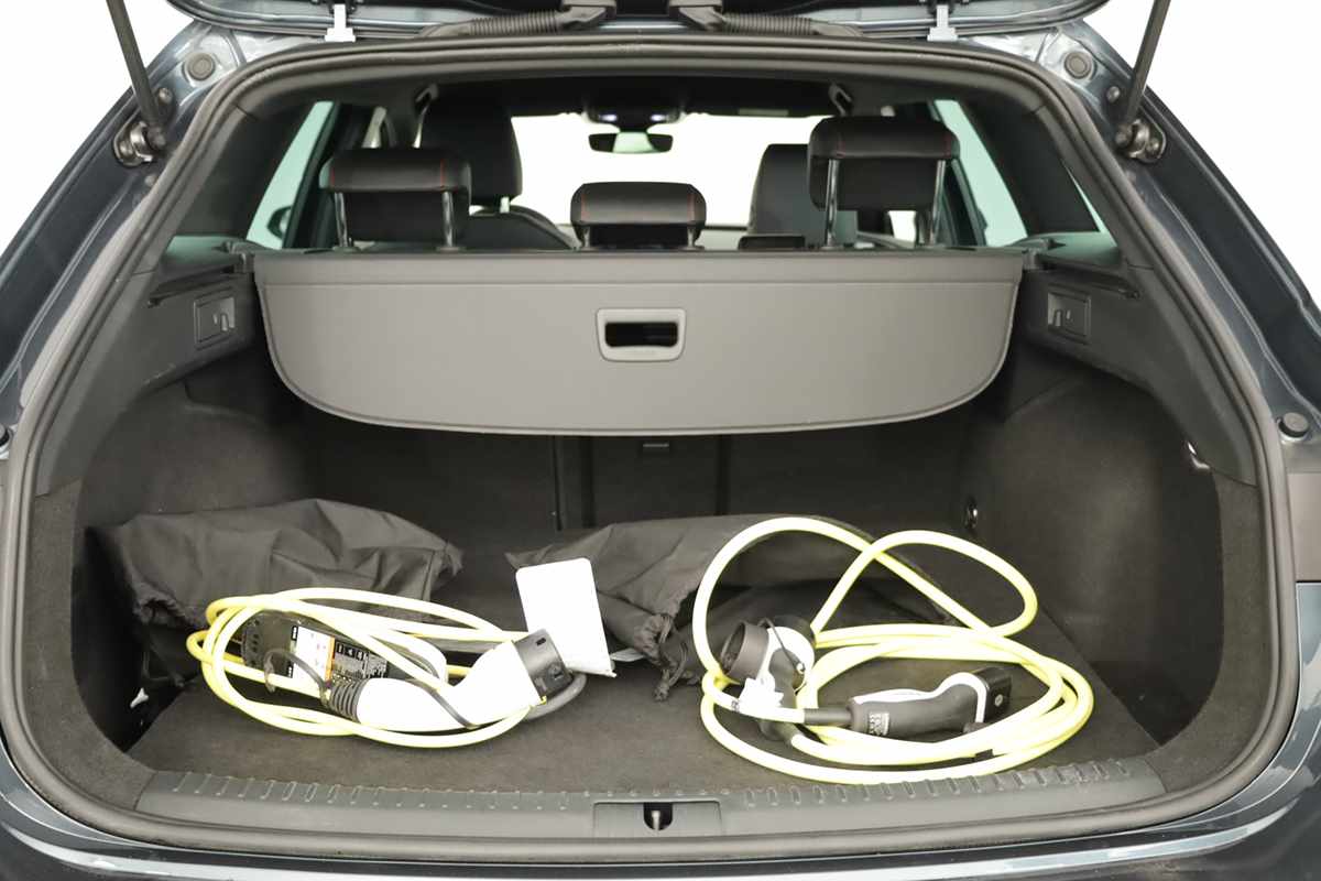 seat-leon-st-2025-hibrido-a-gasolina-1498cc
