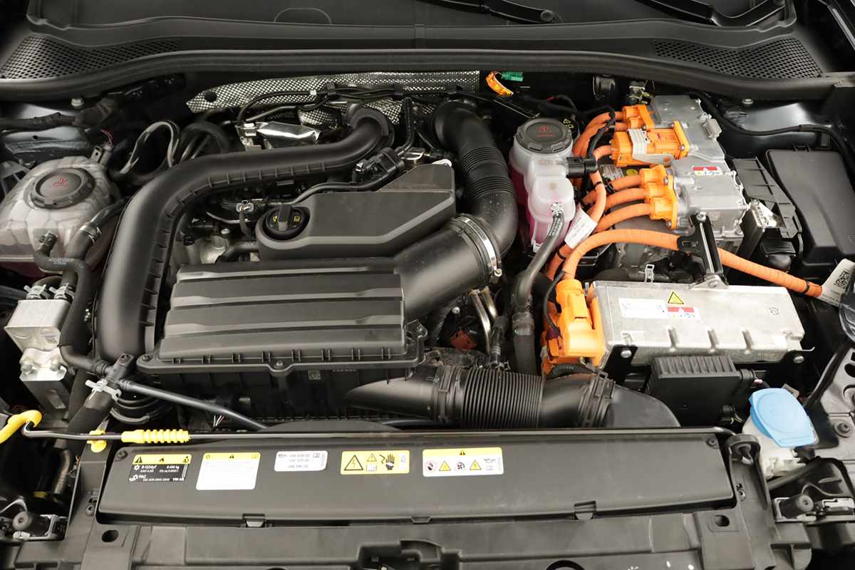 seat-leon-st-2025-hibrido-a-gasolina-1498cc