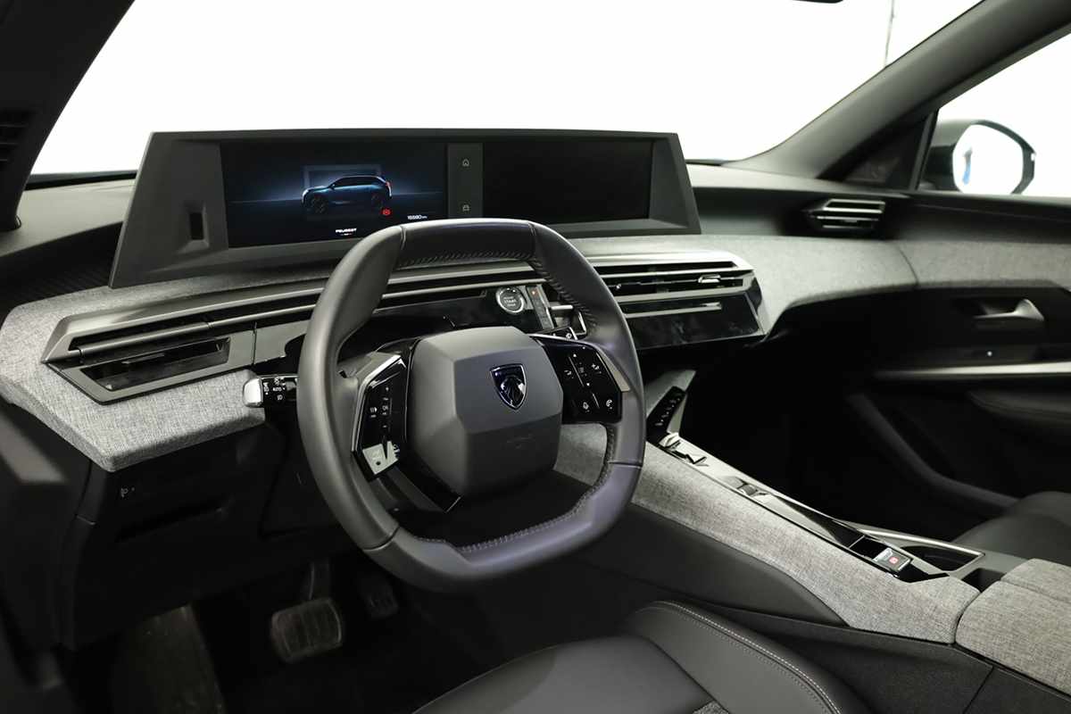 peugeot-5008-2025-gasolina-1199cc