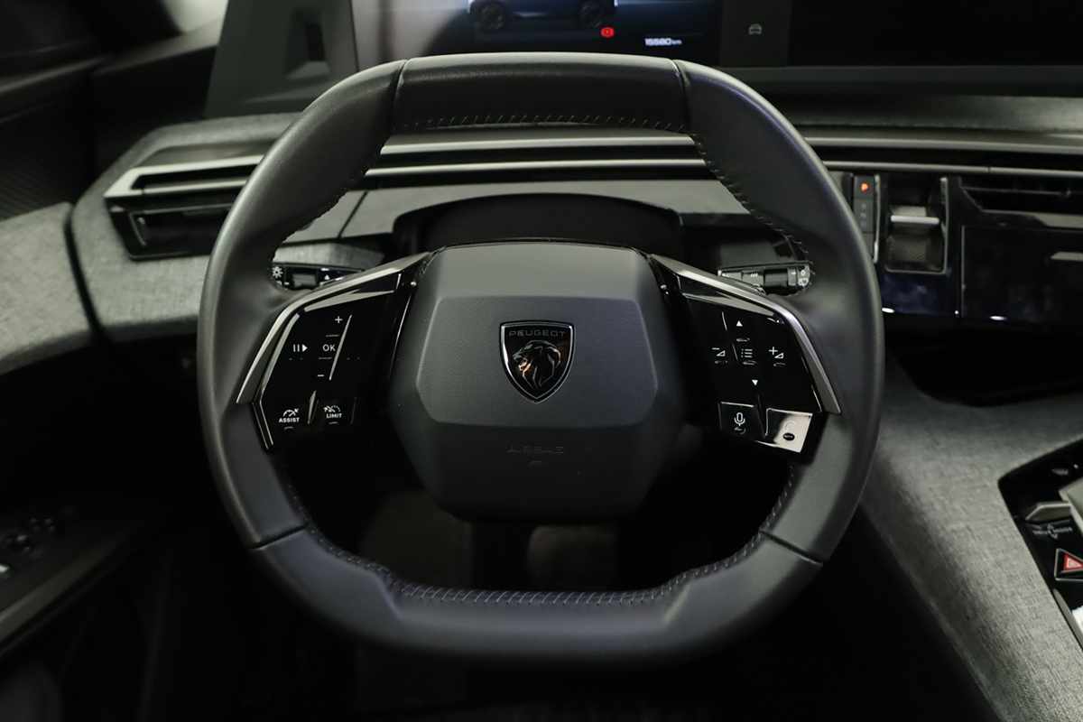 peugeot-5008-2025-gasolina-1199cc