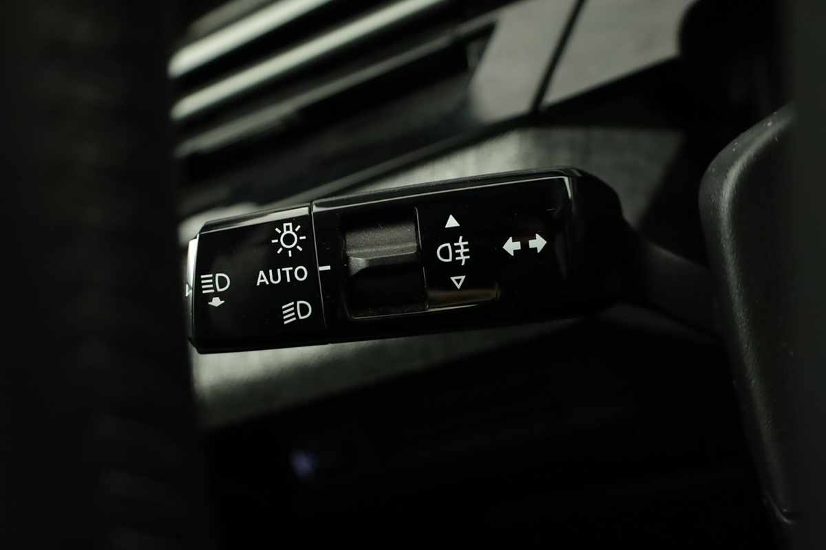 peugeot-5008-2025-gasolina-1199cc