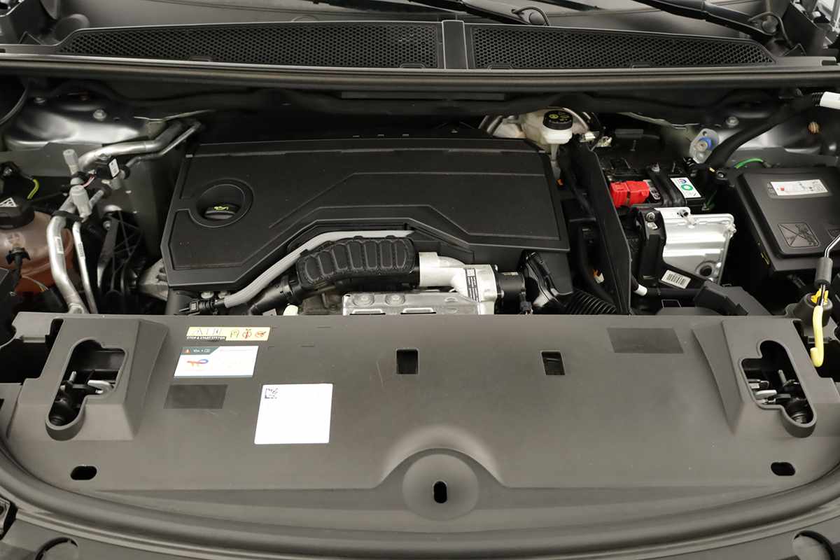 peugeot-5008-2025-gasolina-1199cc