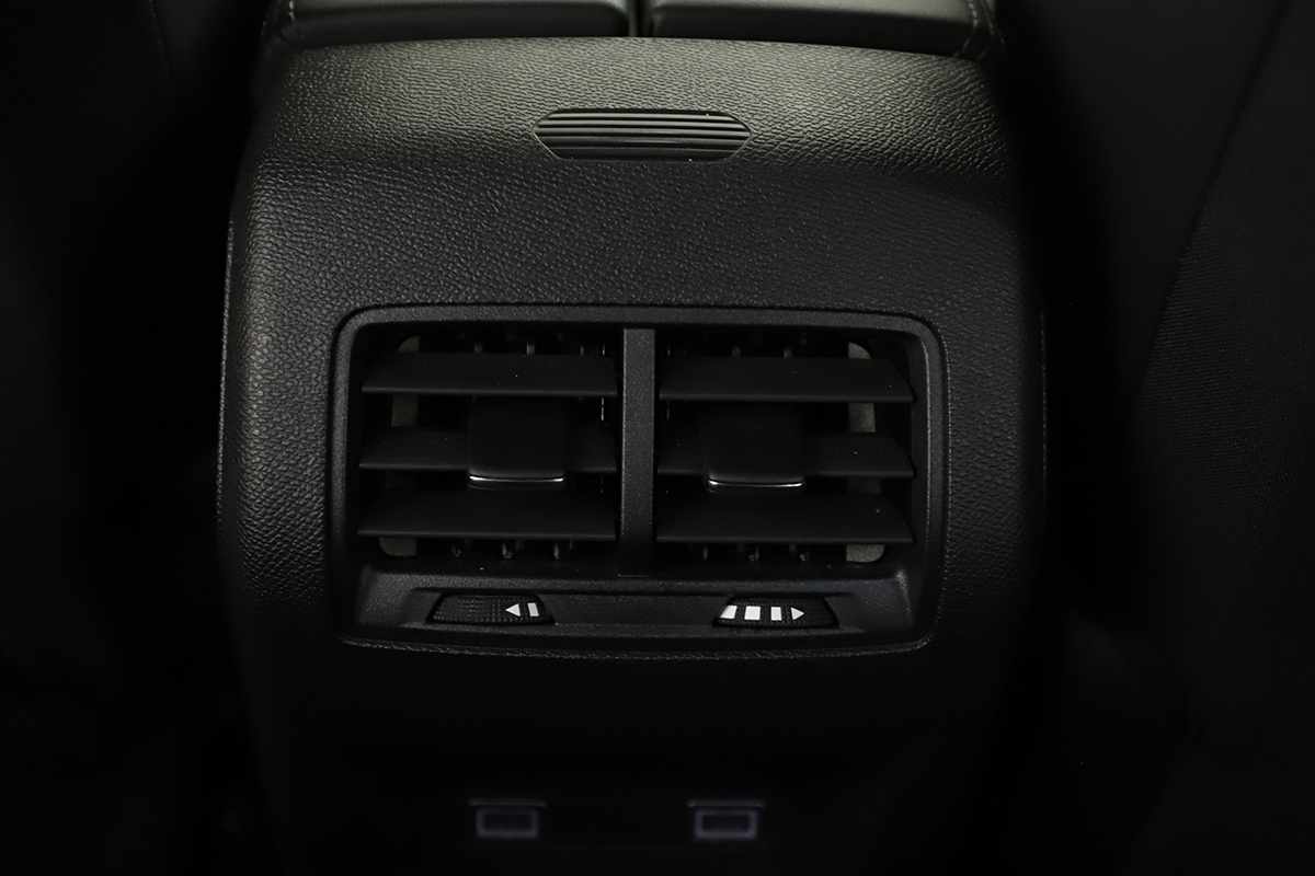 peugeot-308-2023-gasolina-1199cc