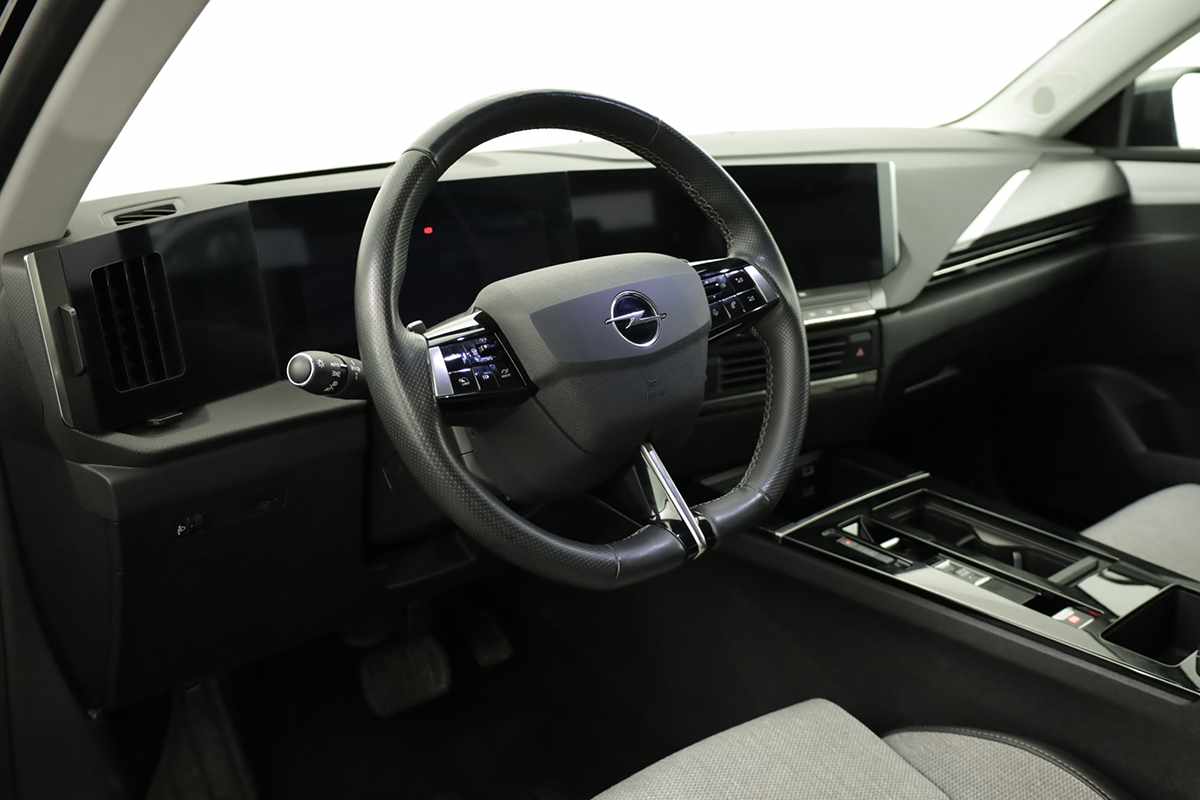 opel-astra-2024-diesel-1499cc