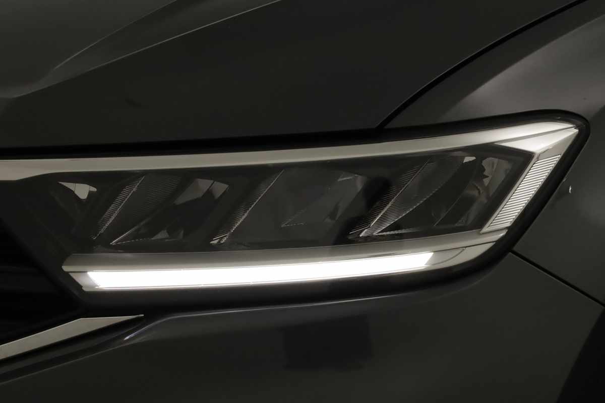 volkswagen-t-roc-2025-gasolina-999cc