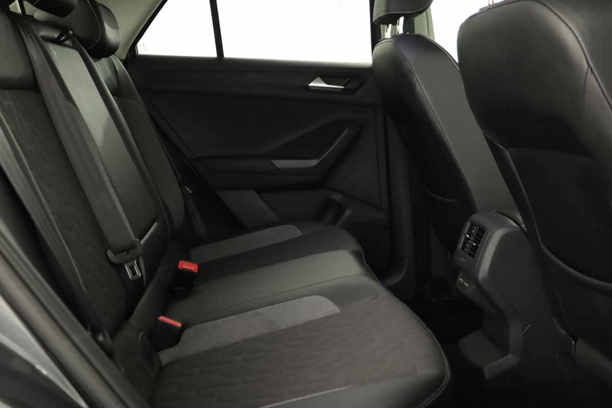 volkswagen-t-roc-2025-gasolina-999cc