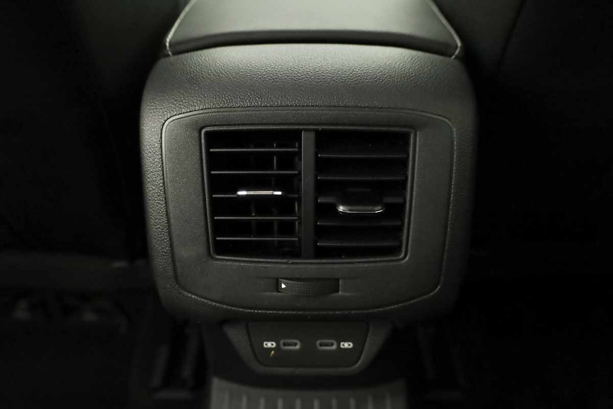 volkswagen-t-roc-2025-gasolina-999cc