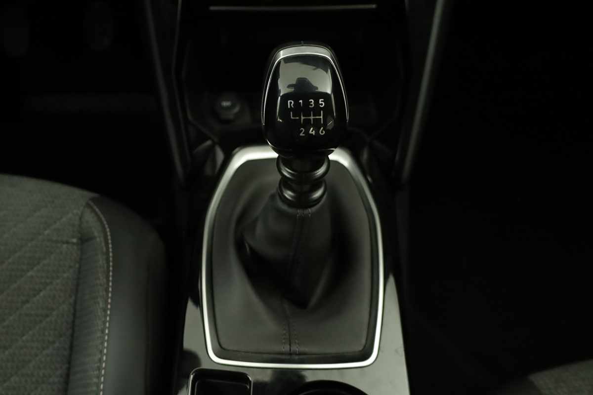 peugeot-208-2025-gasolina-1199cc