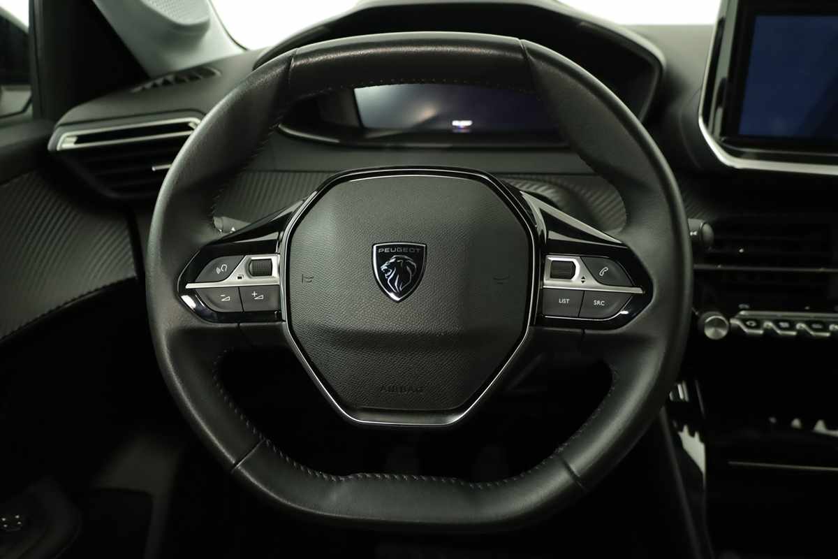peugeot-208-2025-gasolina-1199cc