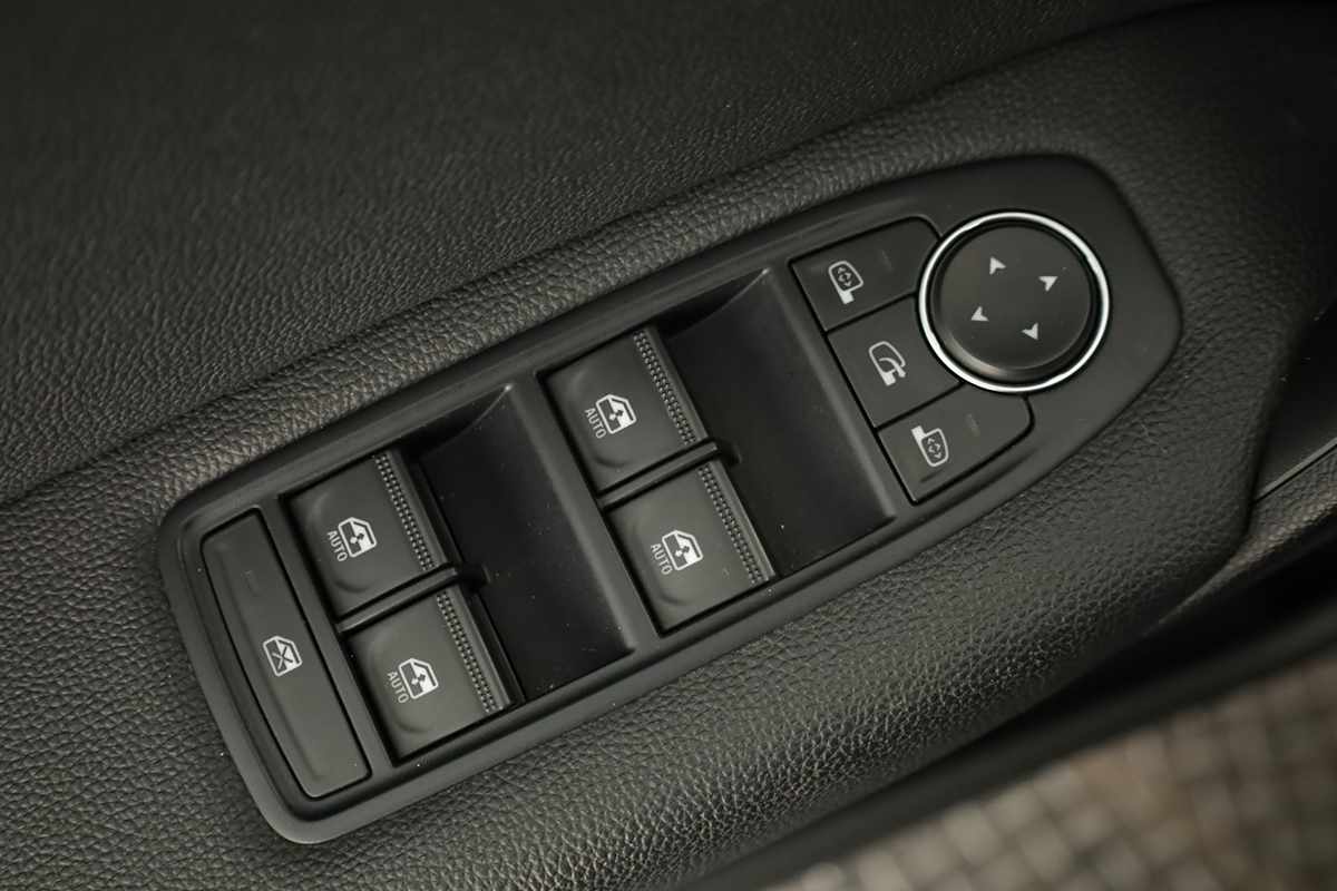 renault-captur-2024-gpl-999cc