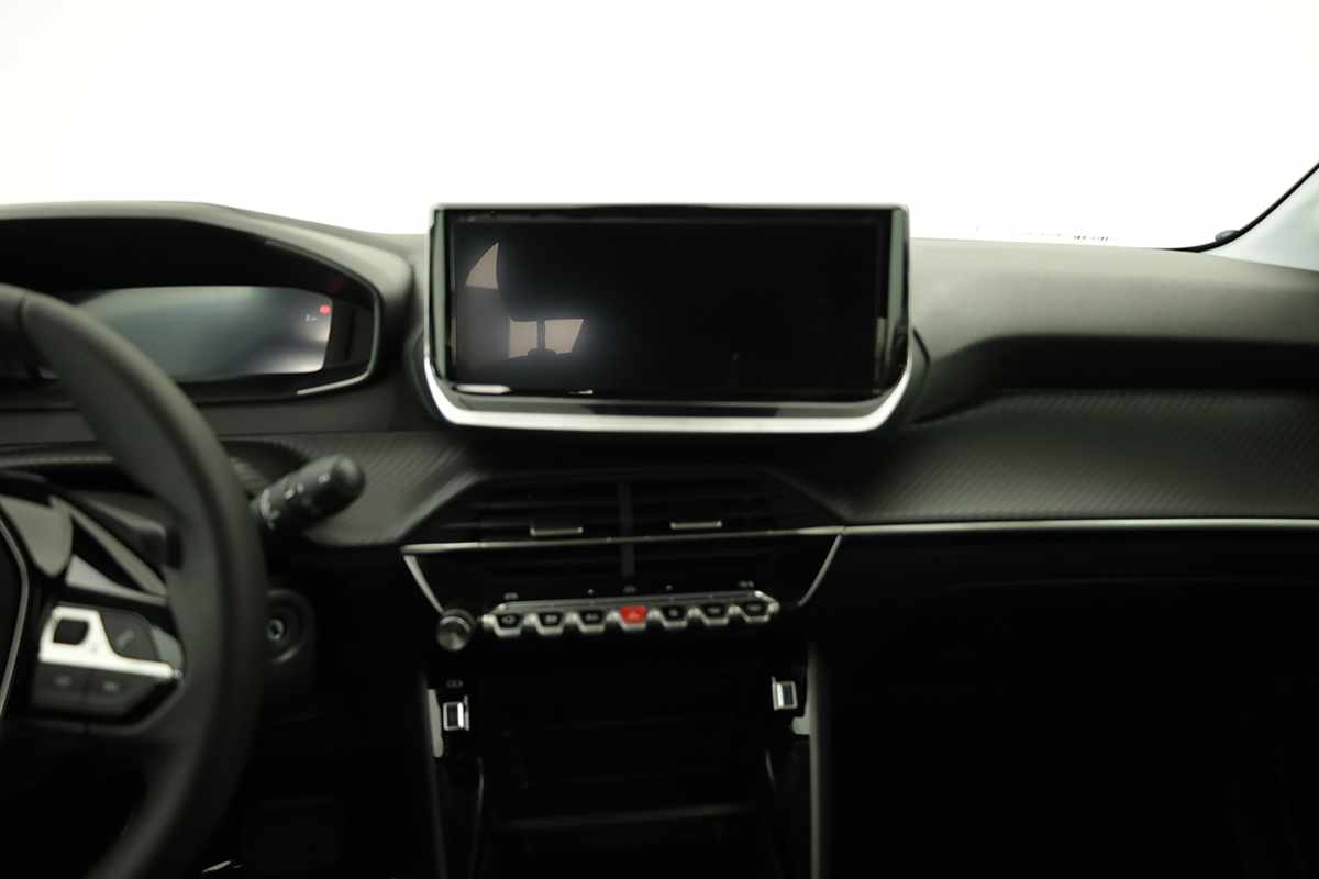 peugeot-208-2026-gasolina-1199cc