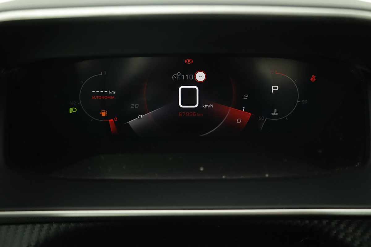 peugeot-2008-2023-gasolina-1199cc