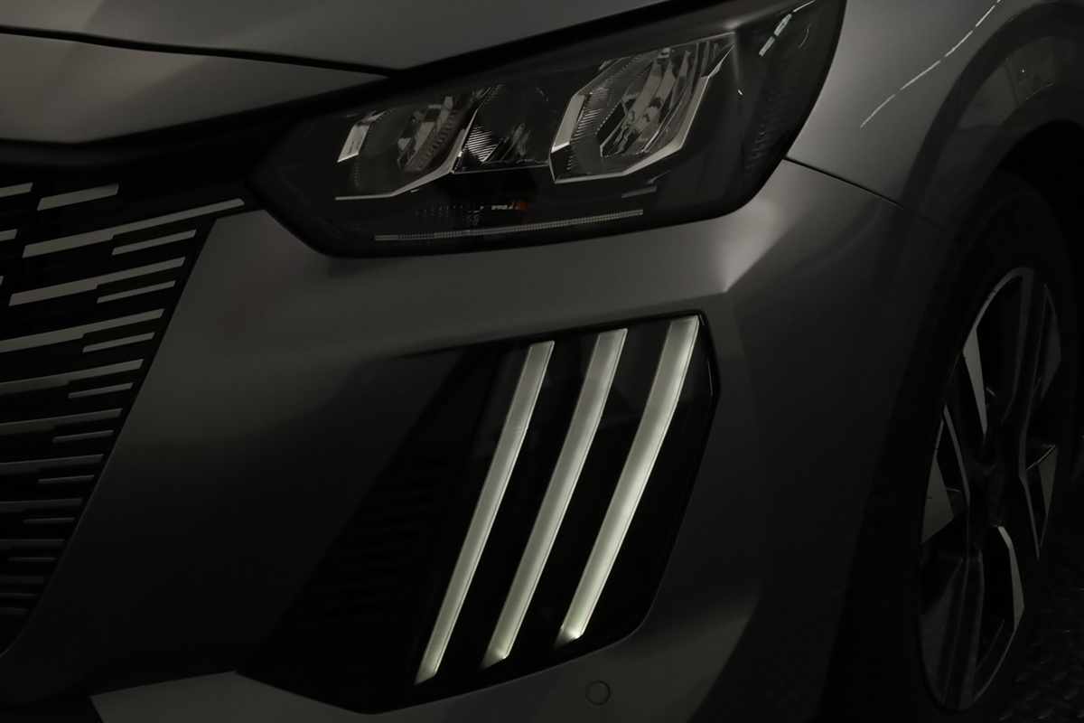 peugeot-208-2025-gasolina-1199cc
