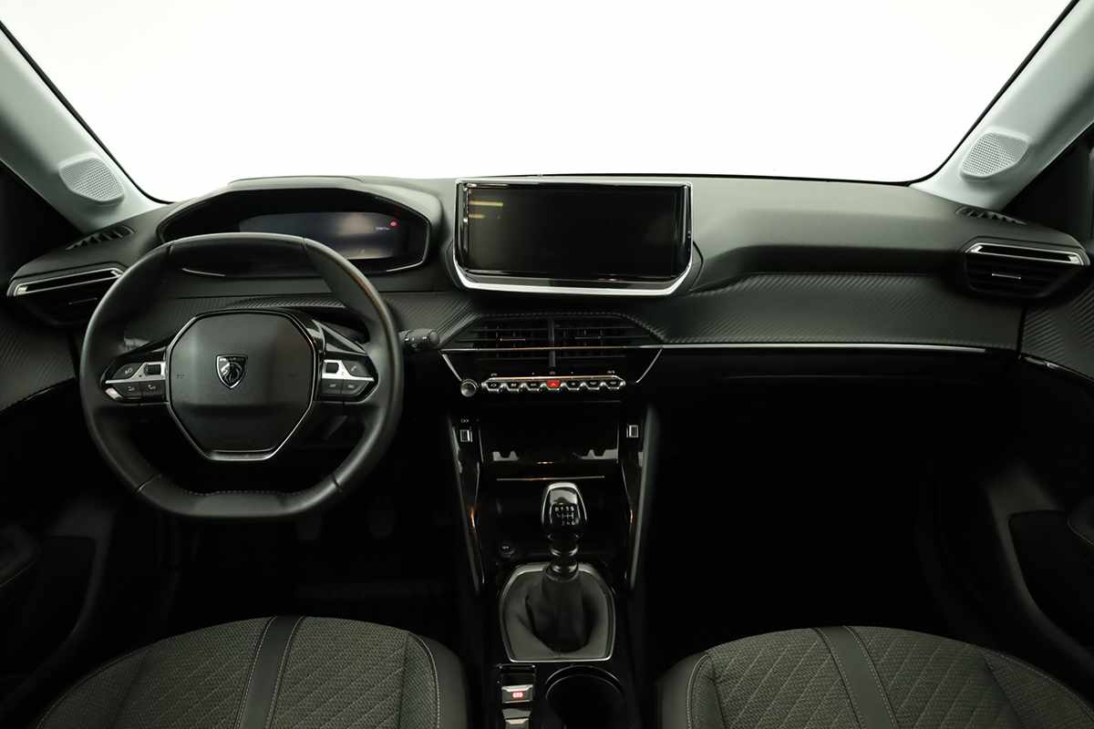 peugeot-208-2025-gasolina-1199cc