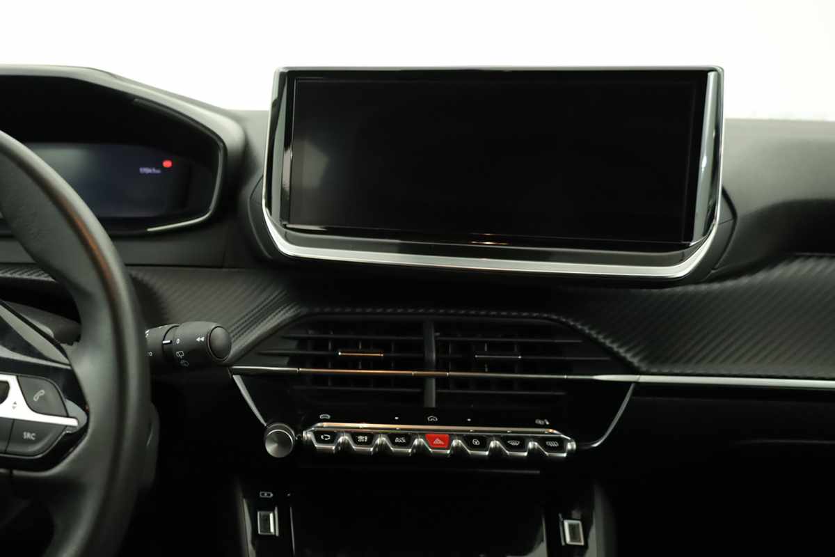 peugeot-208-2025-gasolina-1199cc