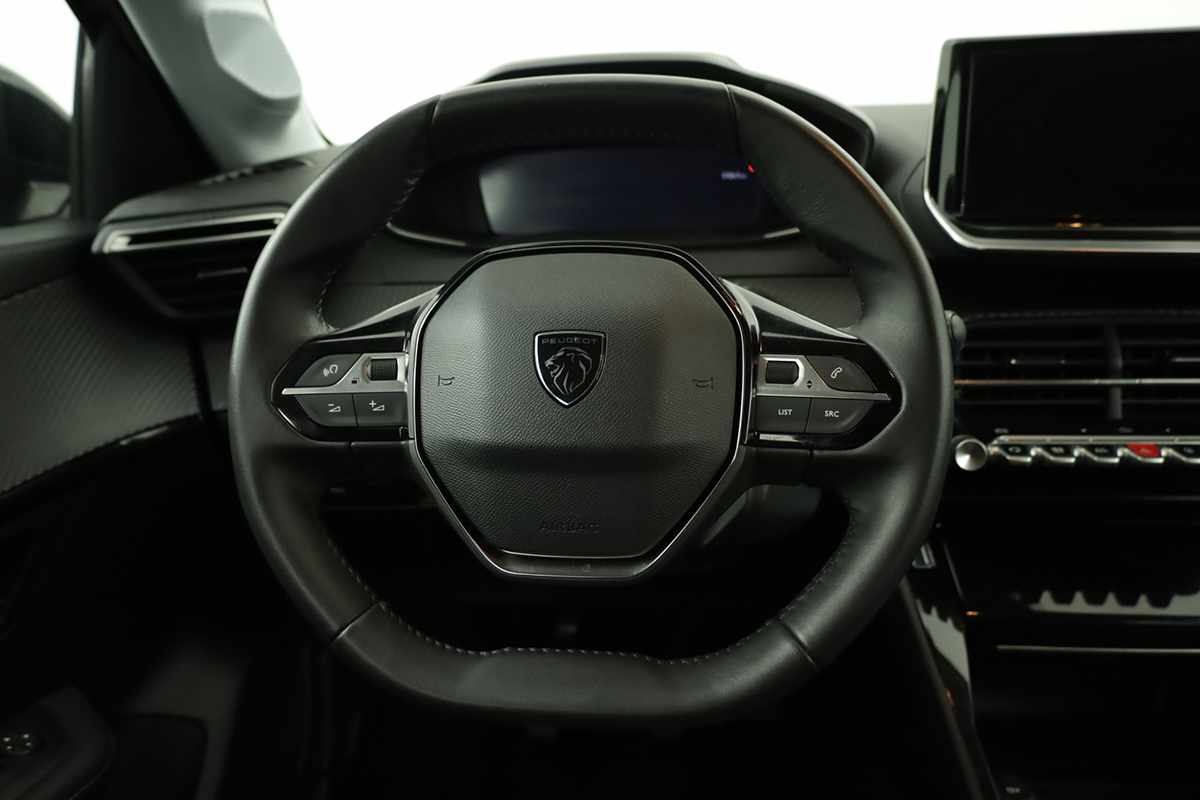 peugeot-208-2025-gasolina-1199cc