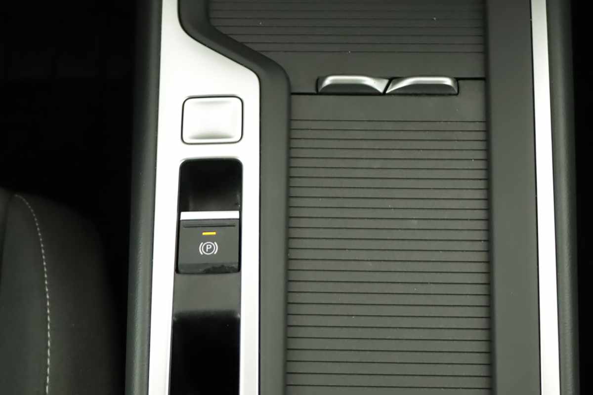volkswagen-passat-variant-2025-hibrido-a-gasolina-1498cc