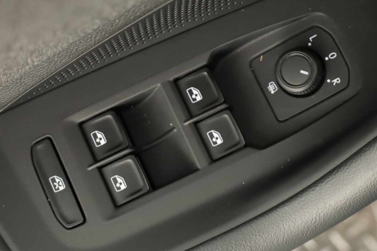 volkswagen-passat-variant-2025-hibrido-a-gasolina-1498cc