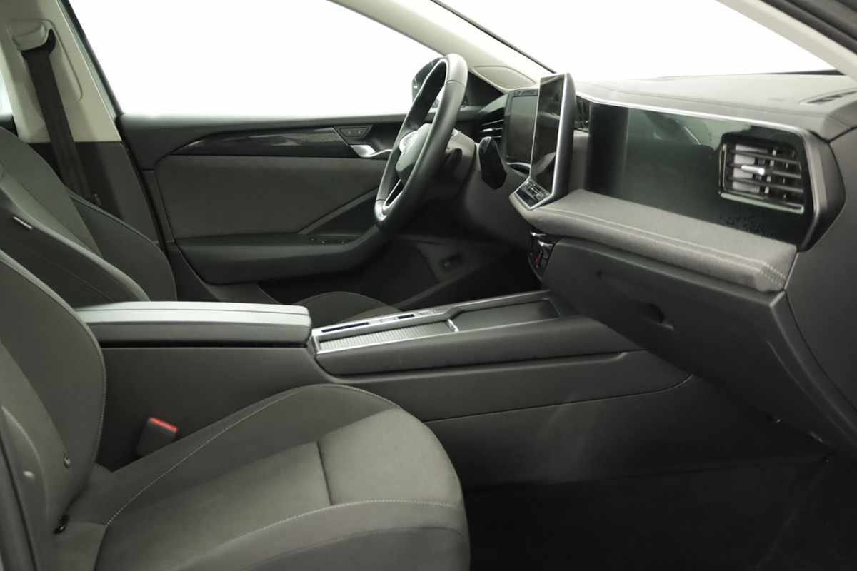 volkswagen-passat-variant-2025-hibrido-a-gasolina-1498cc