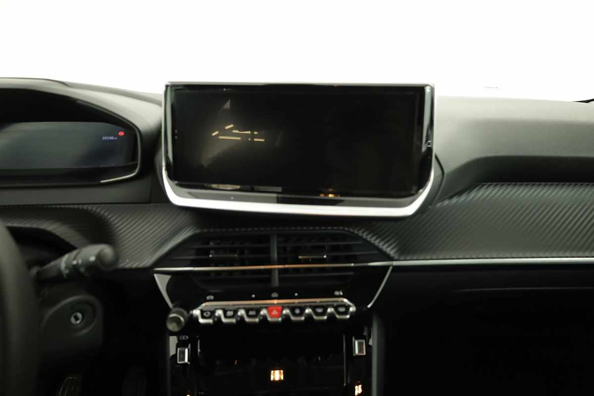 peugeot-208-2025-gasolina-1199cc