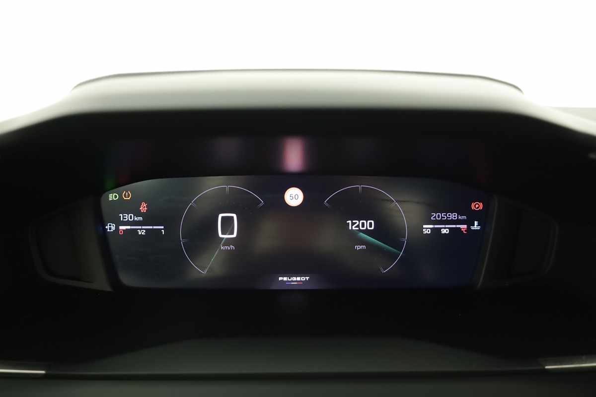 peugeot-208-2025-gasolina-1199cc