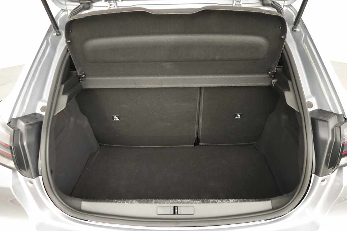 peugeot-208-2025-gasolina-1199cc