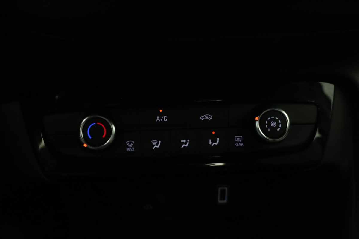 opel-corsa-2025-gasolina-1199cc
