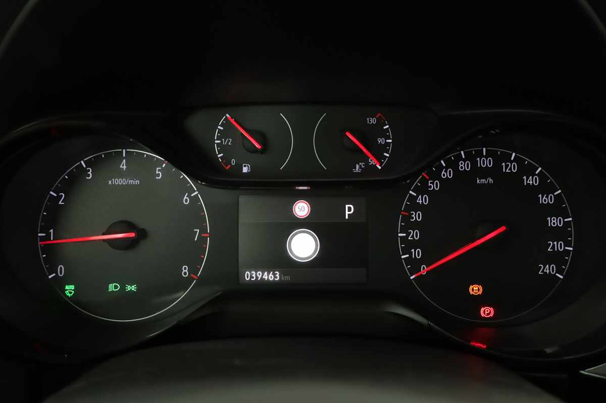 opel-corsa-2025-gasolina-1199cc