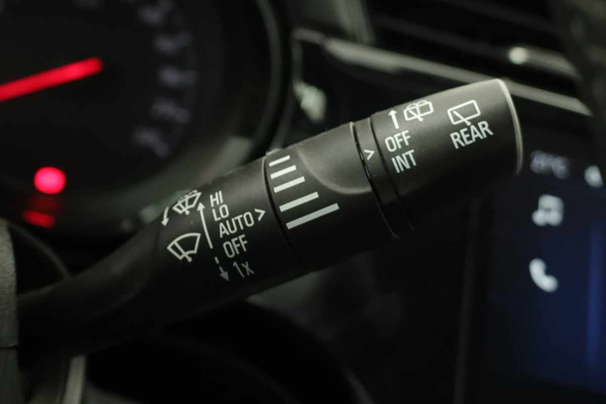 opel-corsa-2025-gasolina-1199cc