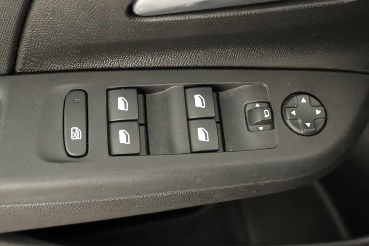 opel-corsa-2025-gasolina-1199cc