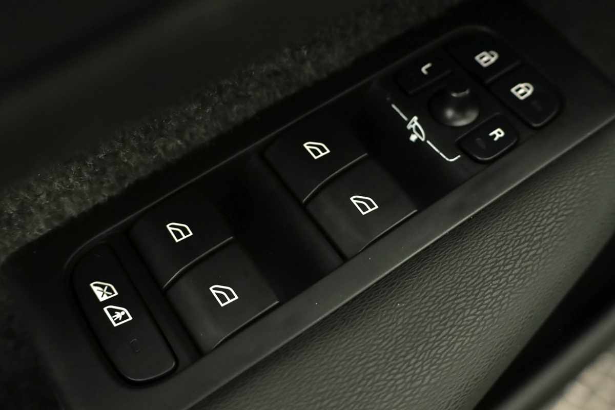 volvo-xc40-2024-gasolina-1477cc