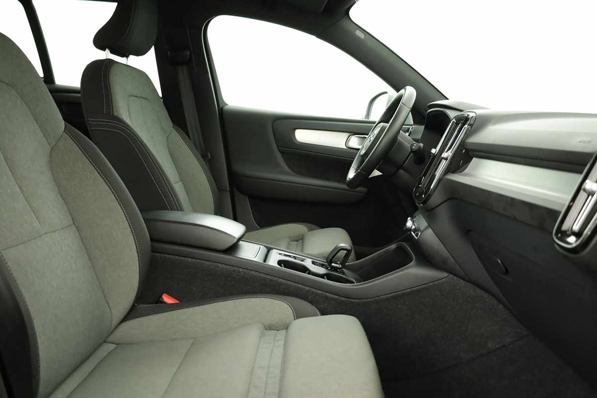 volvo-xc40-2024-gasolina-1477cc