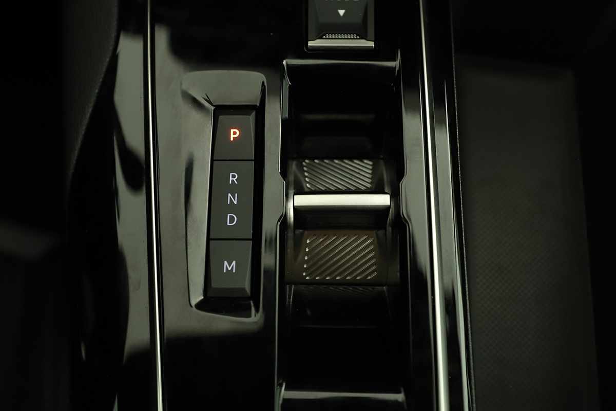 peugeot-3008-2024-gasolina-1199cc