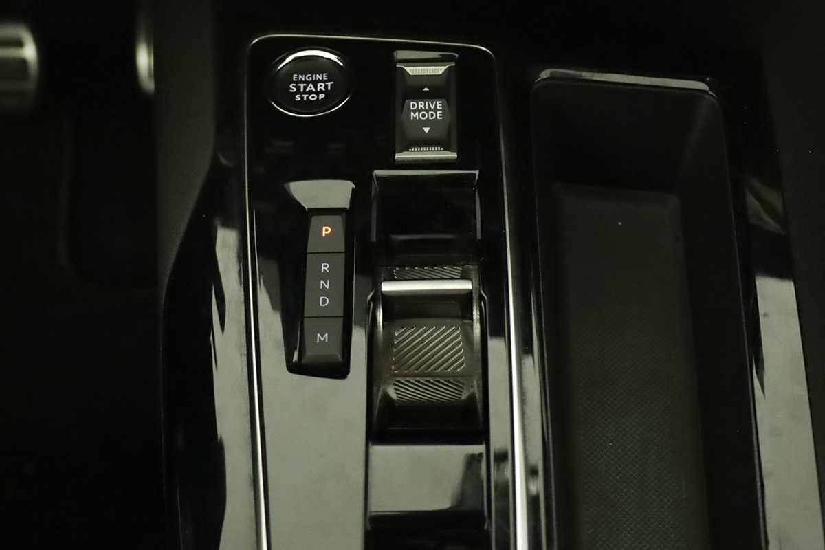 peugeot-3008-2024-gasolina-1199cc