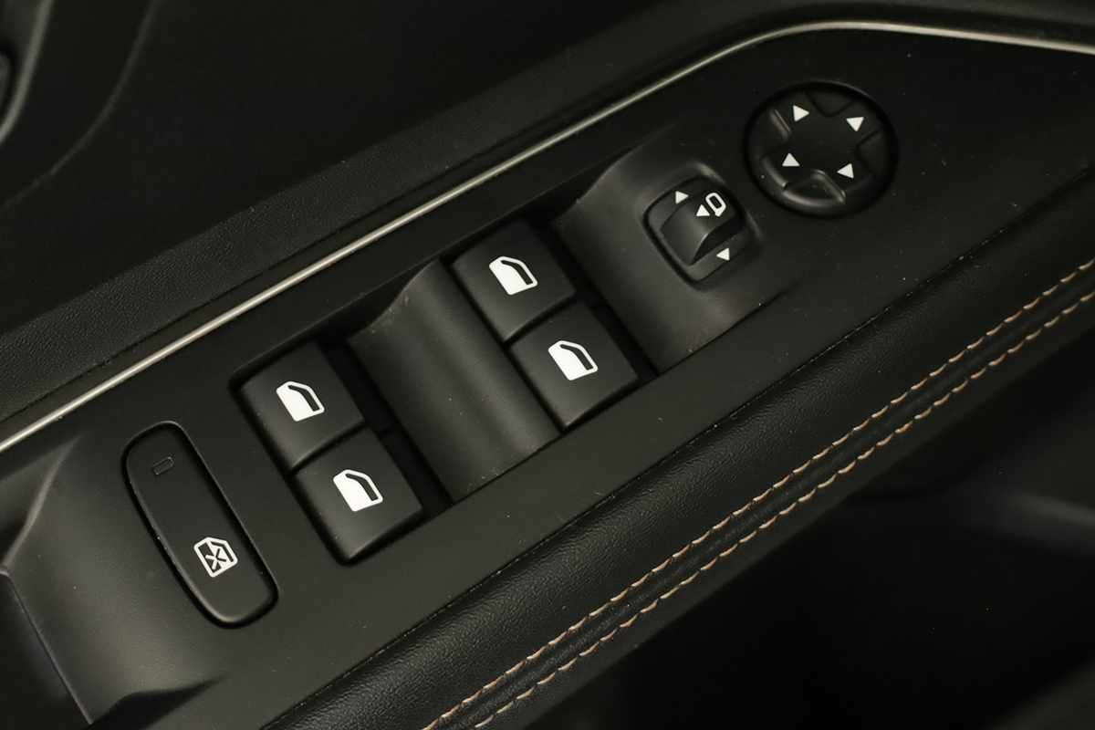 peugeot-3008-2024-gasolina-1199cc