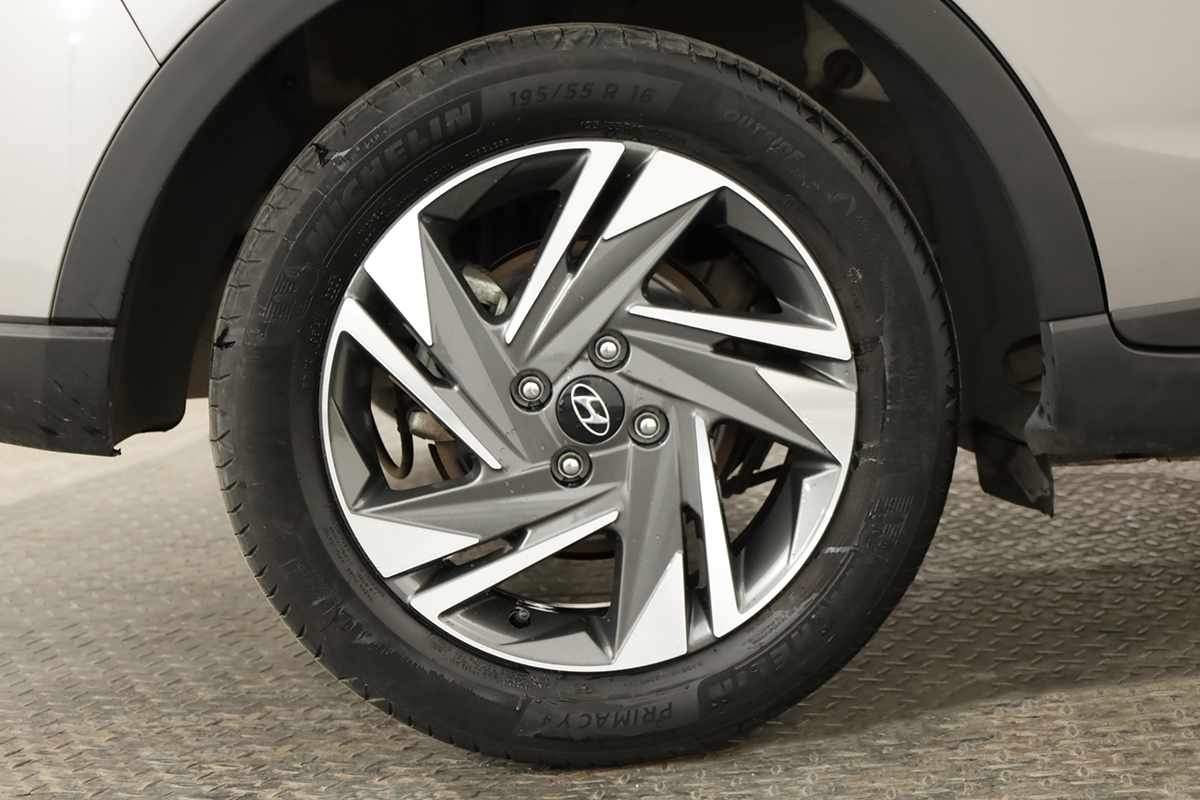 hyundai-bayon-2023-gasolina-998cc