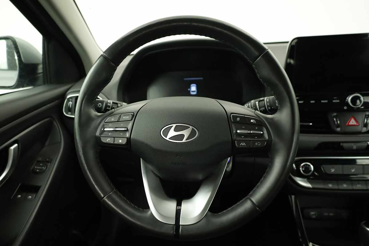 hyundai-i30-2025-gasolina-998cc