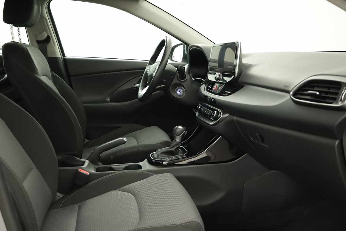 hyundai-i30-2025-gasolina-998cc