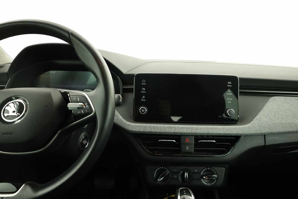 skoda-kamiq-2024-gasolina-999cc