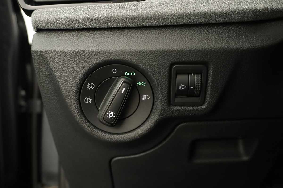 skoda-kamiq-2024-gasolina-999cc