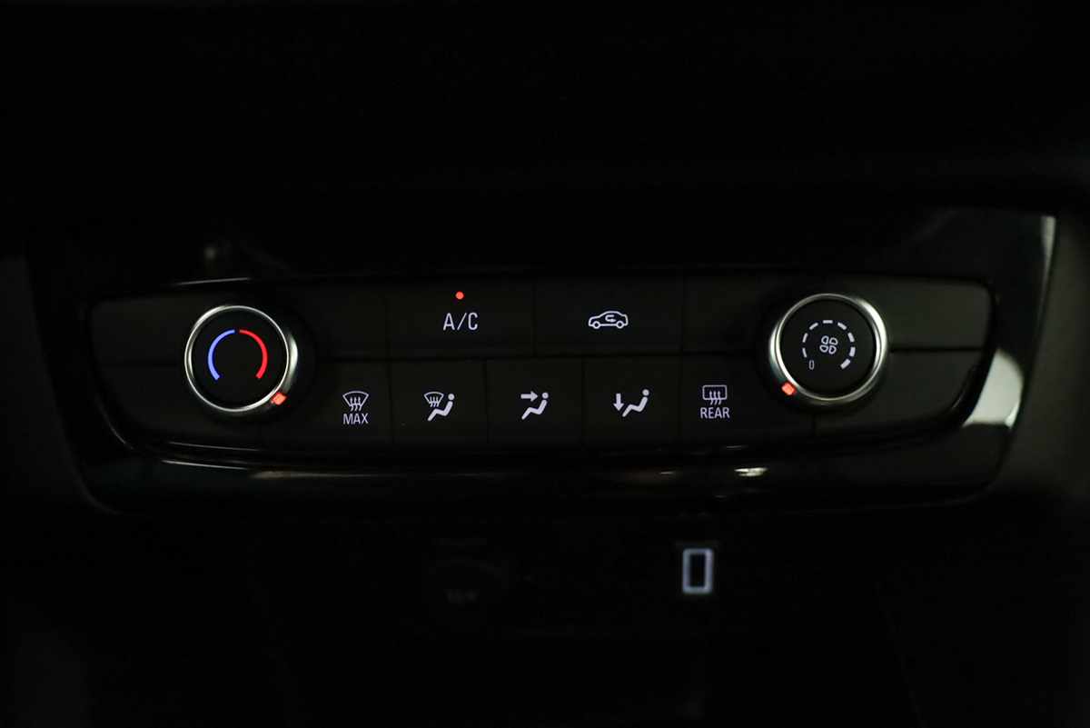 opel-corsa-2025-gasolina-1199cc