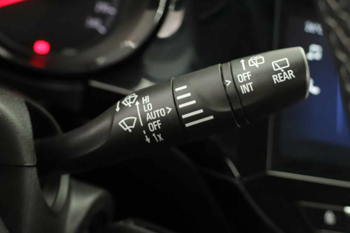 opel-corsa-2025-gasolina-1199cc